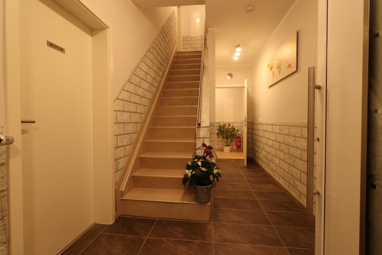 Schiller Pension Bielefeld Dış mekan fotoğraf