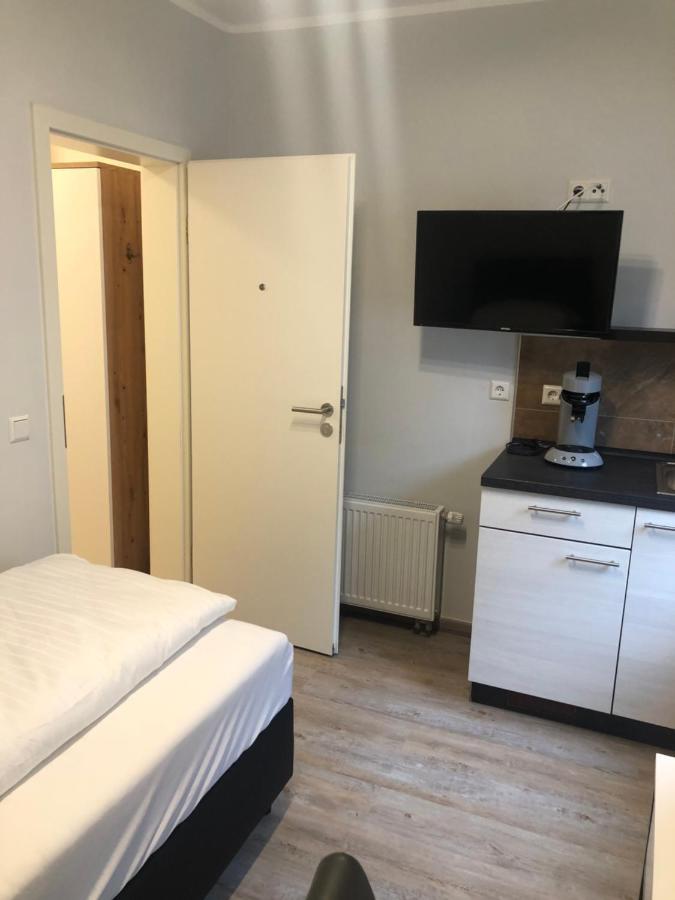 Schiller Pension Bielefeld Dış mekan fotoğraf